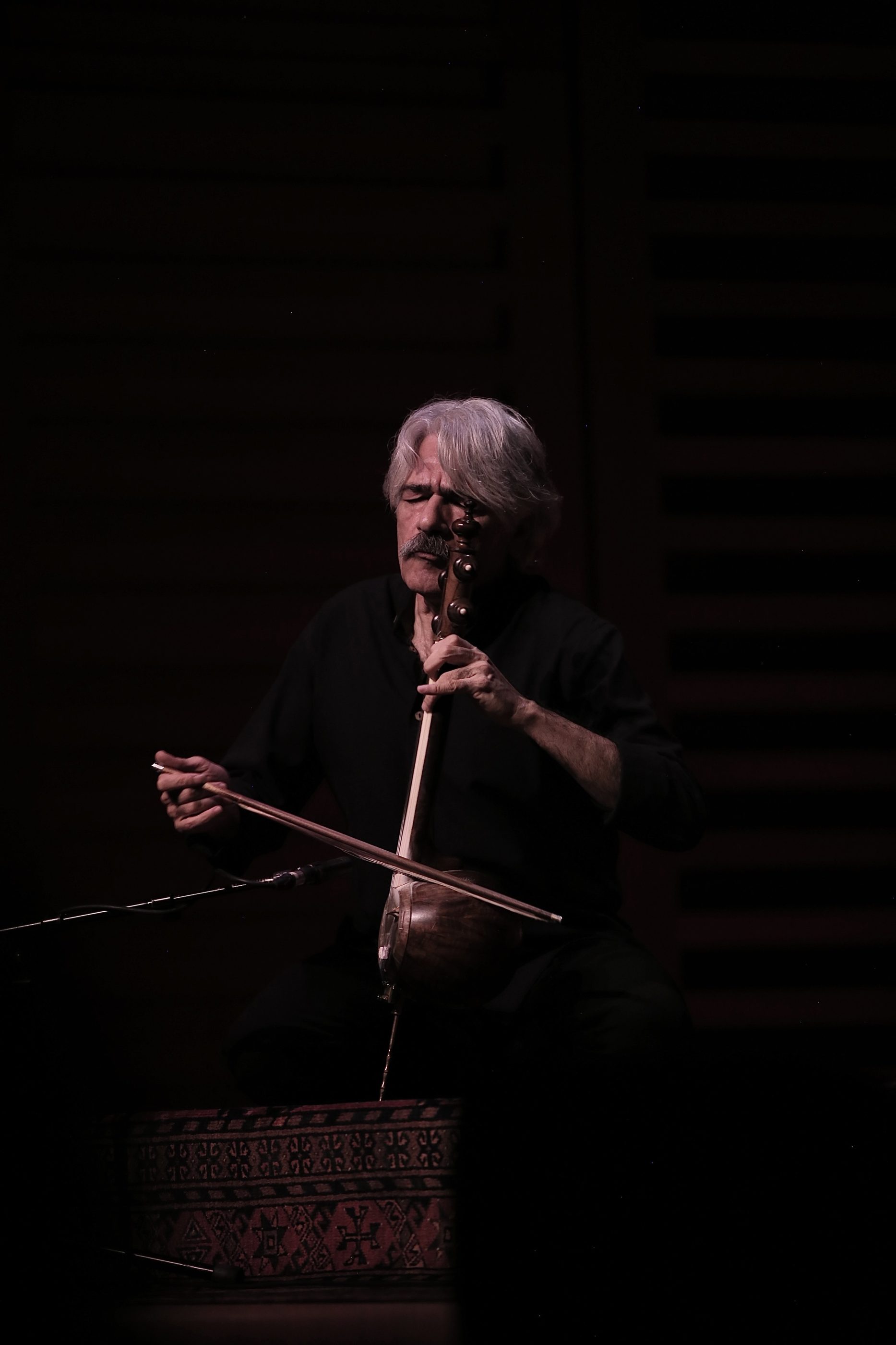 Man playing Kamancheh